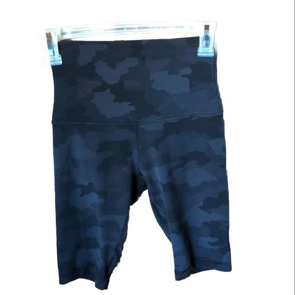 Lululemon Women’s Align Shorts 10” Incognito  Camo Multi-Grey - 4 - Picture 1 of 8